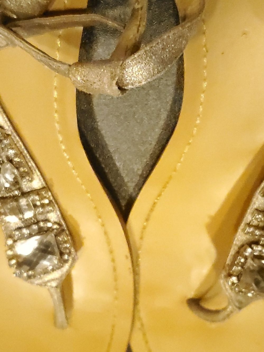 Nine West Silver Rhinestone T-Strap Sandals Size 11
